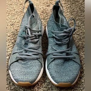 Adidas green 8.5